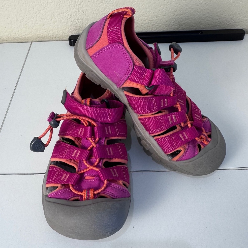 KEEN Newport H2 Sandals Girls Size 3 Pink Orange Hiking Waterproof Shoes